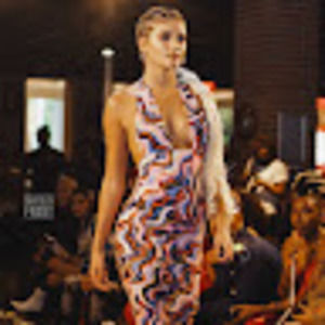 Meet your Posher, Samile